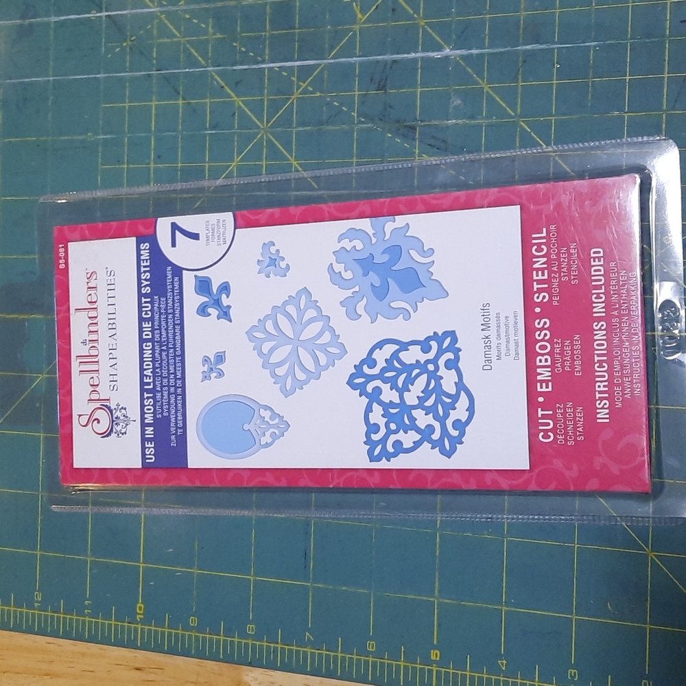 Damask Motifs Spellbinders Dies for paper cutting